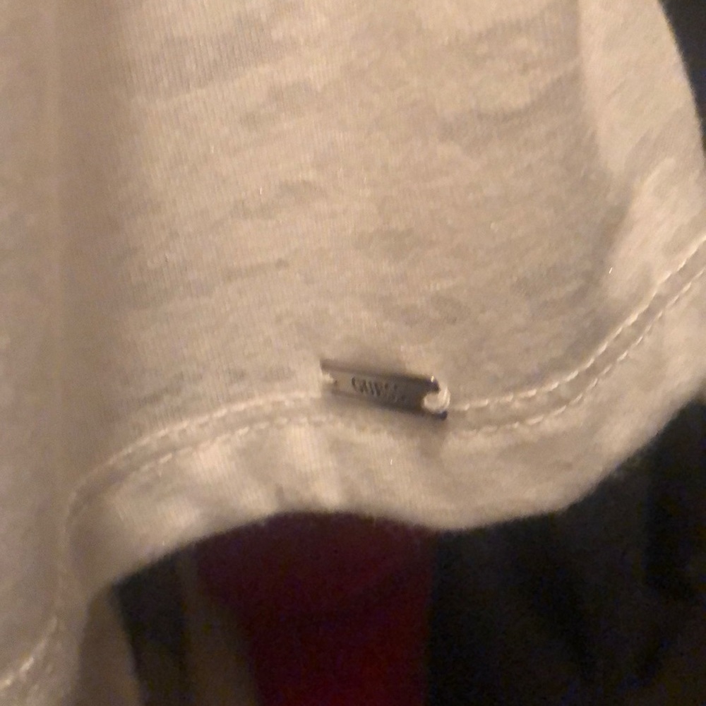 Guess top - Picture 2 of 4